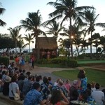 Paradise Cove Luau - イム･セレモニー(豚を蒸し焼きにする儀式)