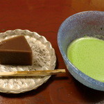 虎屋 壺中庵 - 水羊羹とお抹茶