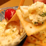 ことぶき亭 - これもワインかな？
      女性は喜びますね！