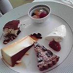 レストラン ファロ 資生堂  - カスタードプディング、ティラミス、フルーツサラダ、パンナコッタ、チェリーのタルト