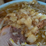 ラーメン富士丸 - 別皿アブラをドバッと