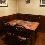 オステリア ブッコ - 内観