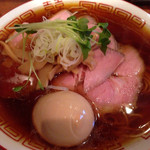 味玉焼豚中華そば 2015.7撮影