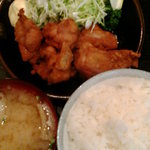 Izakaya Tama Sen - 唐揚げ定食