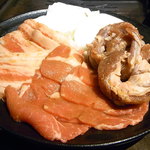 美味焼肉 いただき - 選べる焼肉ランチＷ　￥１３８０（税別）☆♪