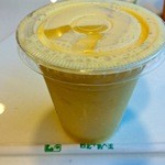 台北牛乳大王 - マンゴーヨーグルト（75元=300円）