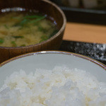 まきの - お替り自由のご飯とお味噌汁