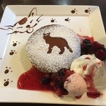 キャットベース - パンケーキ ベリーベリー 780円