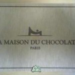 ラ・メゾン・デュ・ショコラ - こんなかわいい木箱にチョコレートが入ってます。