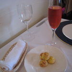 シェ・コーベ - シュークリーム風先付