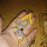 味家 - お会計済ませたら、お店のママが飴くれた