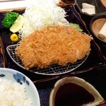 とんかつ いわい - 特選ロースかつ定食