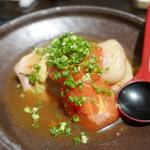 青山きいろ - 地鶏の柔らか煮カレートマト餡かけ1200円