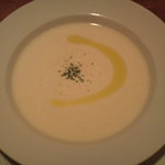 らりゅぬ - 新玉ねぎの冷スープ