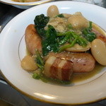 メツゲライ・トキワ - パンチェッタと生ニンニクソーセージは、白いんげん豆の煮込みにしました。絶品でした！！！