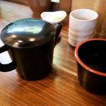 春月庵 - 食べ終わる頃、見計らってそば湯持って来てくれます