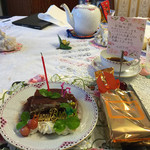 オーベルジュはまだ - 