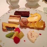 カランドリエ - デザートワゴン、全種類をちょっとずつ