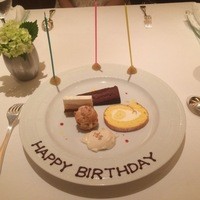 カランドリエ - プレートにメッセージ入りとローソクでお祝い♪