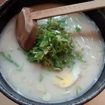 ラーメン壷 - 豚骨ラーメン