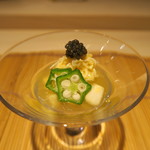 日本料理 みや  - 27年7月　朝採れ翡翠茄子・ピュアホワイト　トマトスープ　オクラ、毛蟹、キャビア