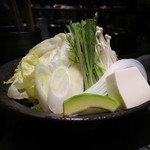 しゃぶ玄 - 野菜盛合せは、一人前でこの盛り具合