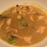 ボンマルシェ食堂 - チキンカレー（辛さ２）