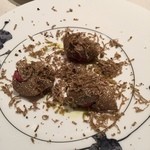 ラ スフォリーナ - 福岡　古野さんの赤牛のタルタル　黒トリュフをかけて　2015-7