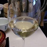 京懐石とゆば料理 松山閣 JR京都伊勢丹店 - グラスワイン