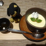 神楽坂 今井屋本店 - 比内卵の懐かしプリン