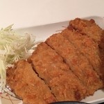 いえやす - カツは・・・ちょっと薄いなぁ・・・。