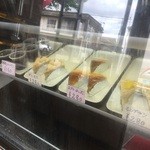 ミトロン洋菓子店 - カットケーキもお手頃^_^