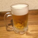 ステーキハウス 听 - 暑いので昼間からビール。