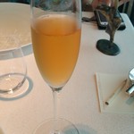 ベージュ アラン・デュカス 東京 - 