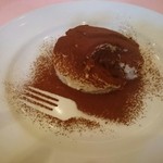 アントニオ - まさかの、おかわりティラミス！うめー！