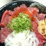 山芳亭 - 中とろ丼