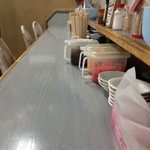 栗ちゃん - カウンター席。