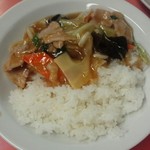 江南春 - 肉片（火会）飯・肉うまに飯680円／平成27年7月