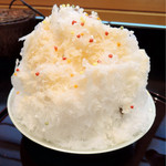 ぎおん 徳屋 - 自家製練乳金時