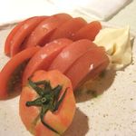 横田酒場 - 冷やしトマト