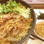 晴天の風 - 冷やし鶏中華。納豆トッピング。