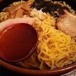 花いちもんめ - 花いちラーメン　麺＆汁アップ