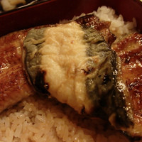 うなぎ 久保田 - うなさわ皮のかんじ