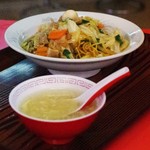 竜丹 - 五目焼そば