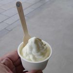 鎌倉ウッドベリーズプラス - 今回はクリームチーズSサイズ380円を注文しました。