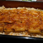 五代目 野田岩 麻布飯倉本店 - うな重。天然で、この日は身が細かった。