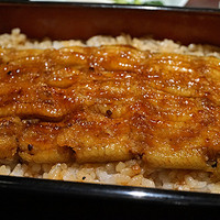 五代目 野田岩 麻布飯倉本店 - うな重。天然で、この日は身が細かった。