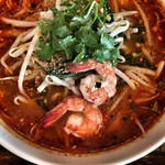 マラッカバー - トムヤムクンヌードル