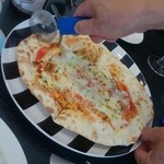 Trattoria La Padella - ランチピザのマルゲリータ