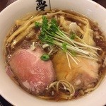 彩色ラーメン きんせい総本家 夢風 - 限定「二年熟成醤油らぁめん 超玉子麺を使用」